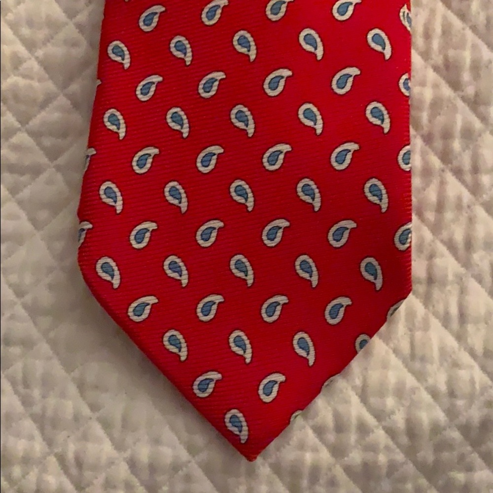 Men’s Breuer Necktie. Red w/ Blue n’ White Paisley